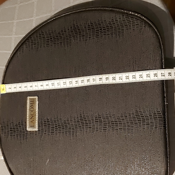 Lancome Round Cosmetic Bag - Picture 11 of 12